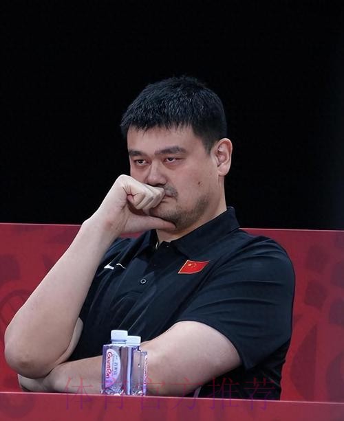 十年前姚明2000万收购上海队,17年出售赚了多少? 十年前姚明2000万收购上海队,17年出售赚了多少?