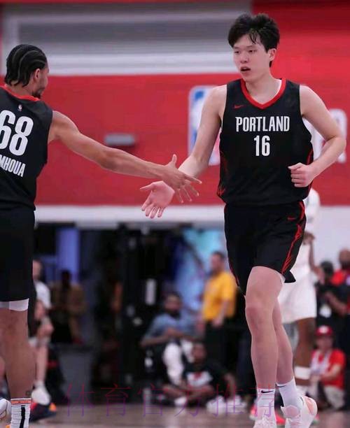 开拓者再胜火箭!杨瀚森替补2+1+1杜兰特30+12 开拓者再胜火箭!杨瀚森替补2+1+1杜兰特30+12